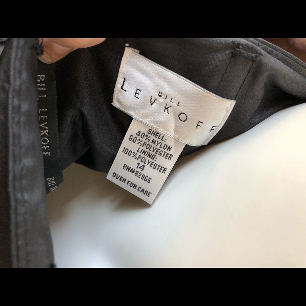 Bill Levkoff black formal fitted sleeveless gown - Picture 6 of 7